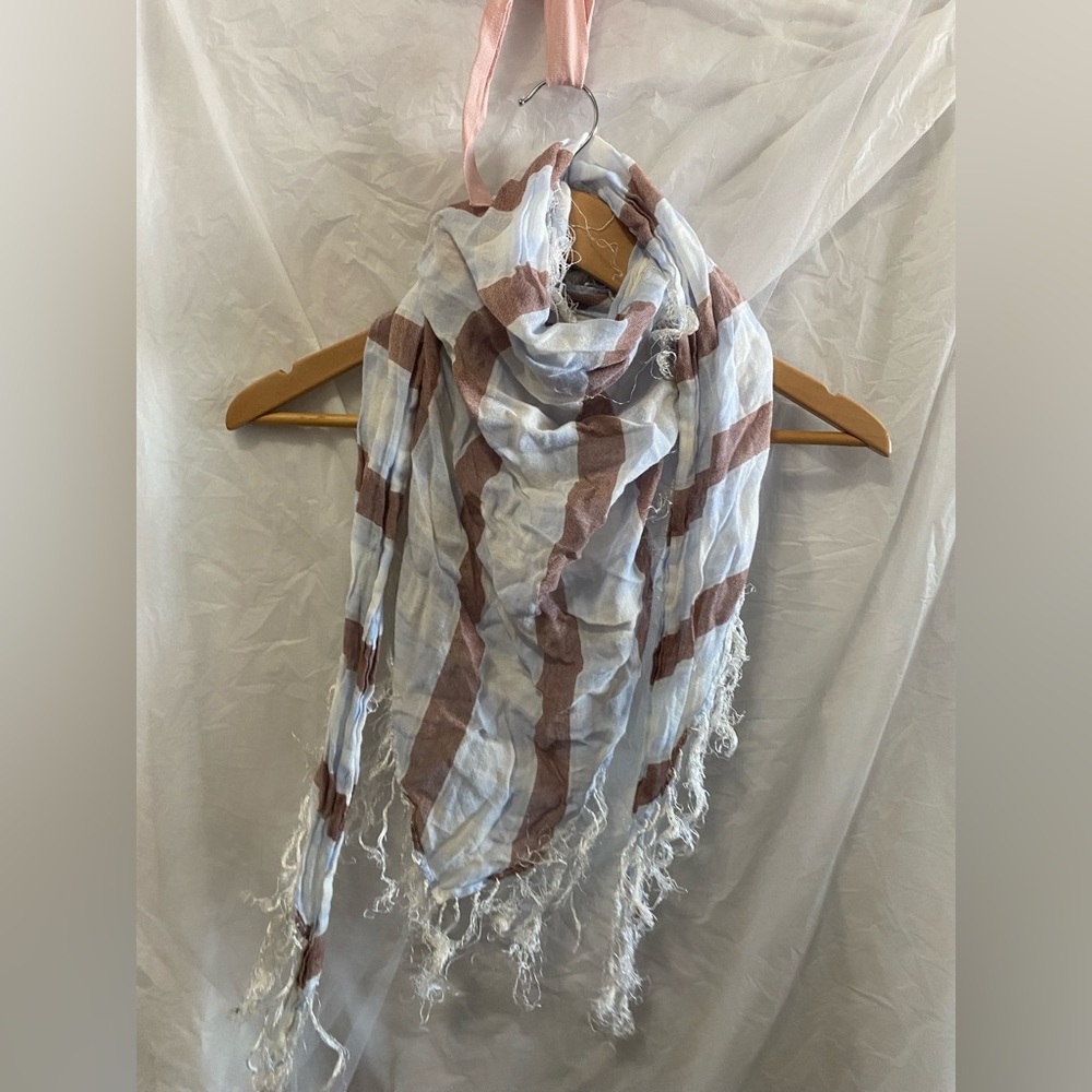H&M Vintage Striped Triangle Scarf - Dusty Rose Fringe Tassel Boho Wrap EUC